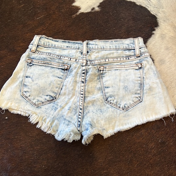 KanCan Jean shorts - Picture 2 of 2